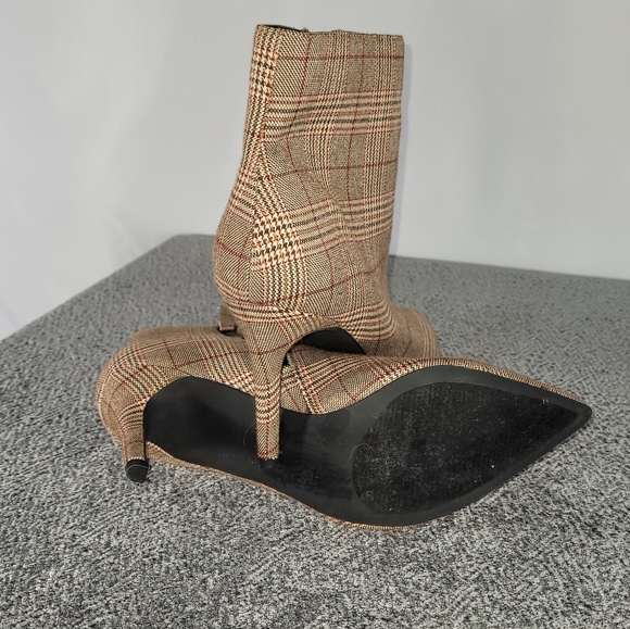 Forever 21 Boots - Picture 6 of 7